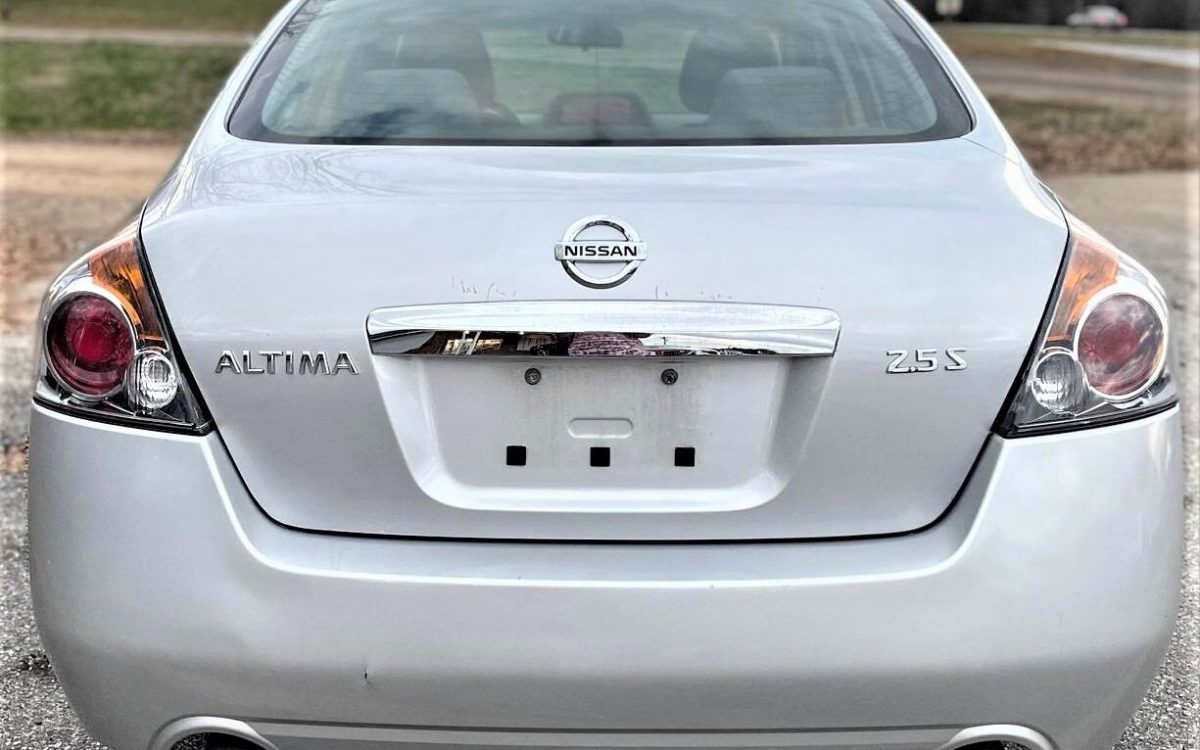 11 Nissan Altima - 129164 - 8