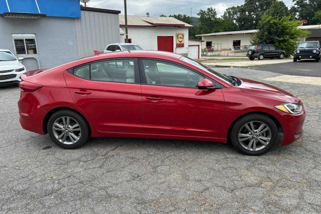2018 Hyundai Elantra
