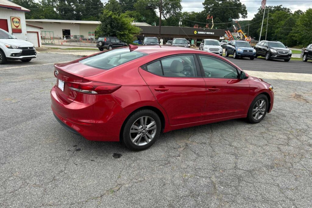 2018 Hyundai Elantra