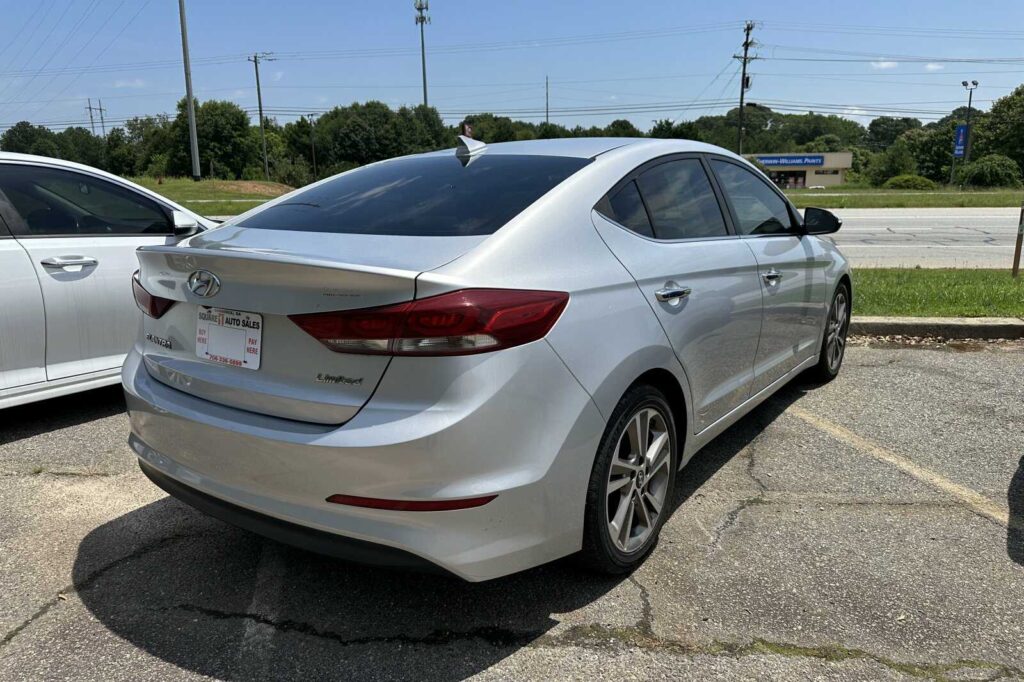 2017 Hyundai Elantra