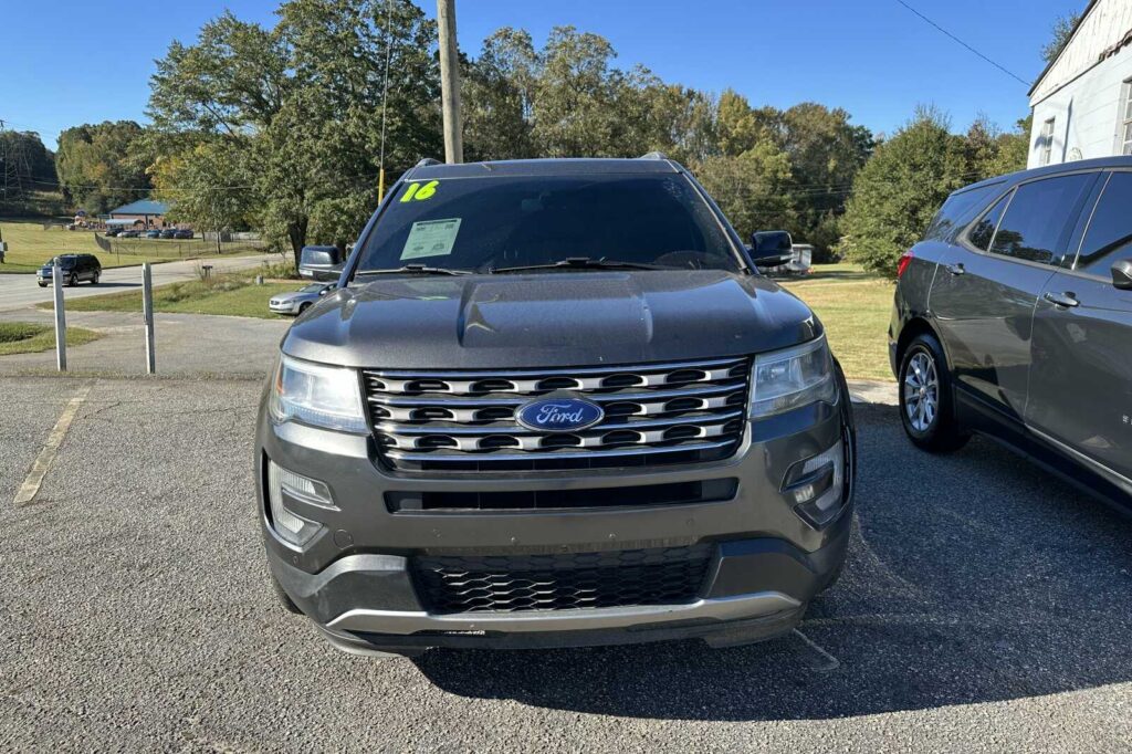 2016 Ford Explorer