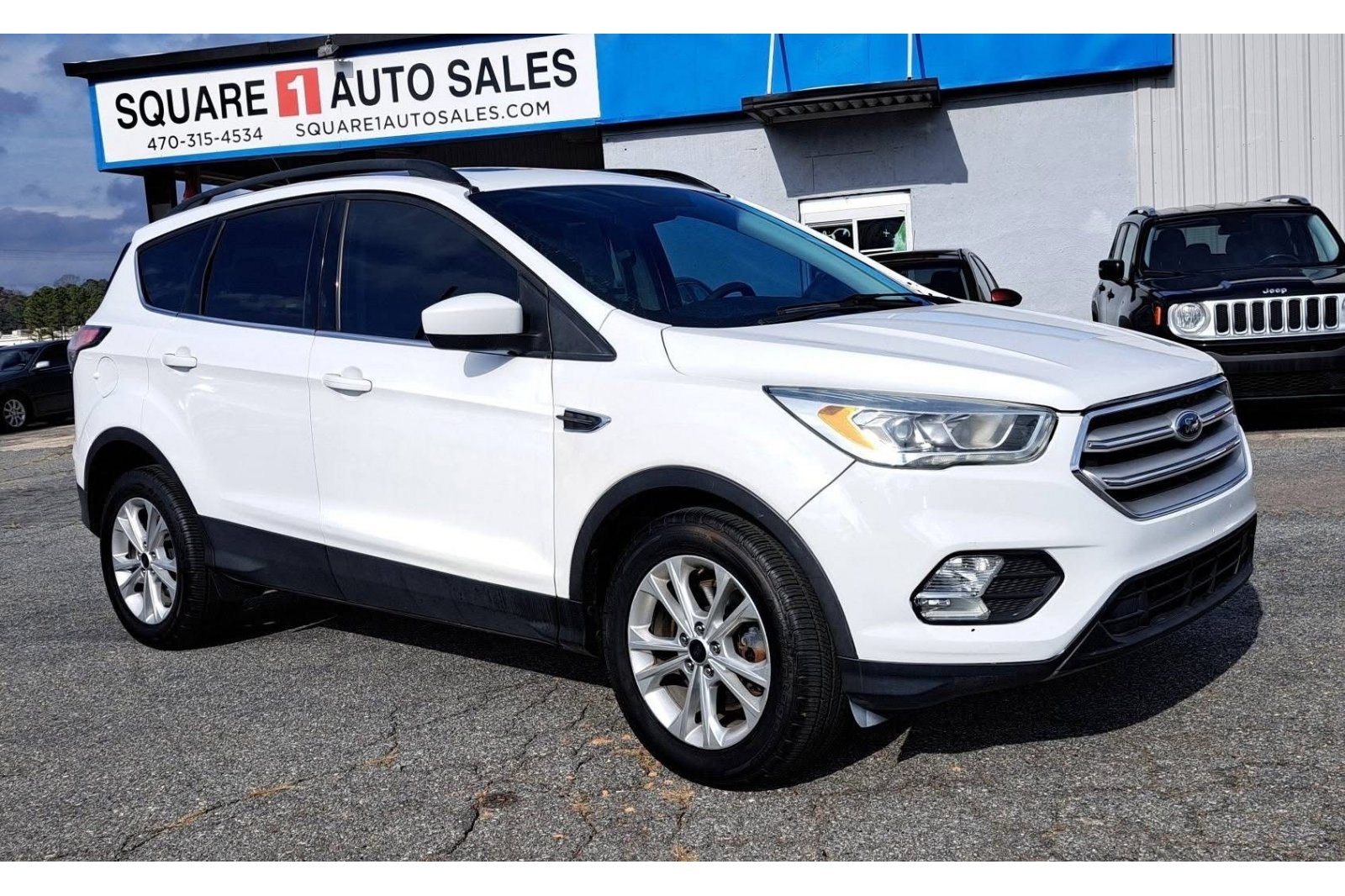 2017 Ford Escape SE's photo
