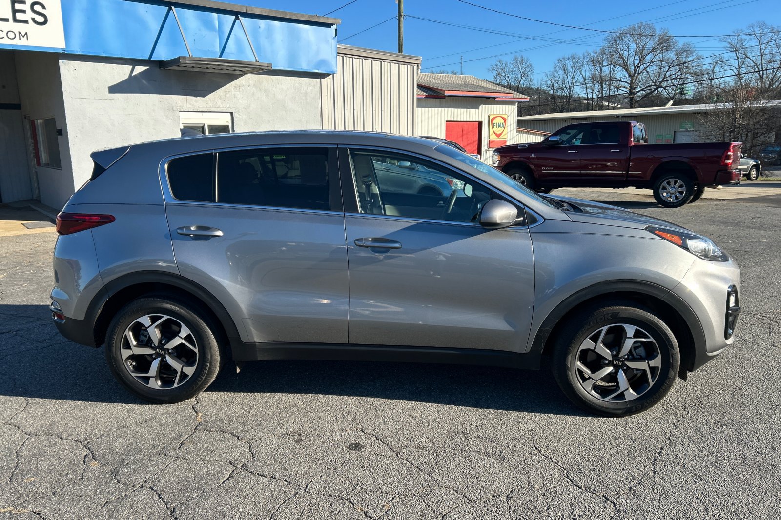 2022 Kia Sportage LX's photo