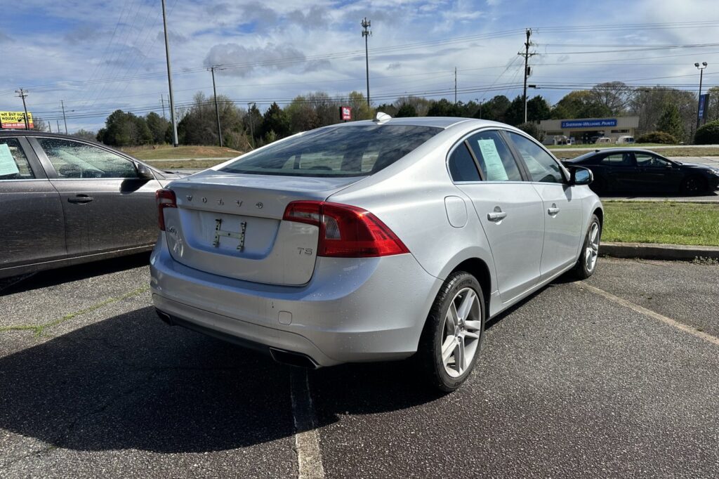 2014 VOLVO S60