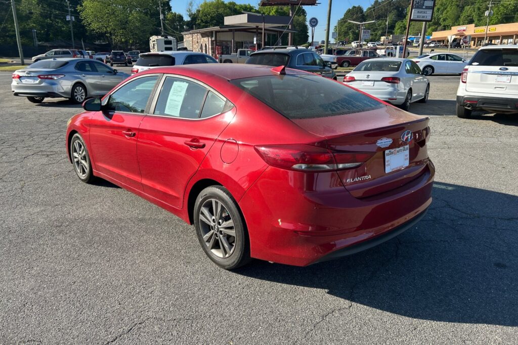 2018 HYUNDAI ELANTRA