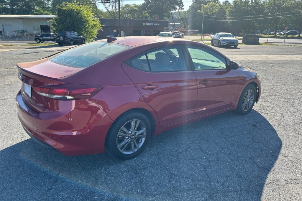 2018 HYUNDAI ELANTRA