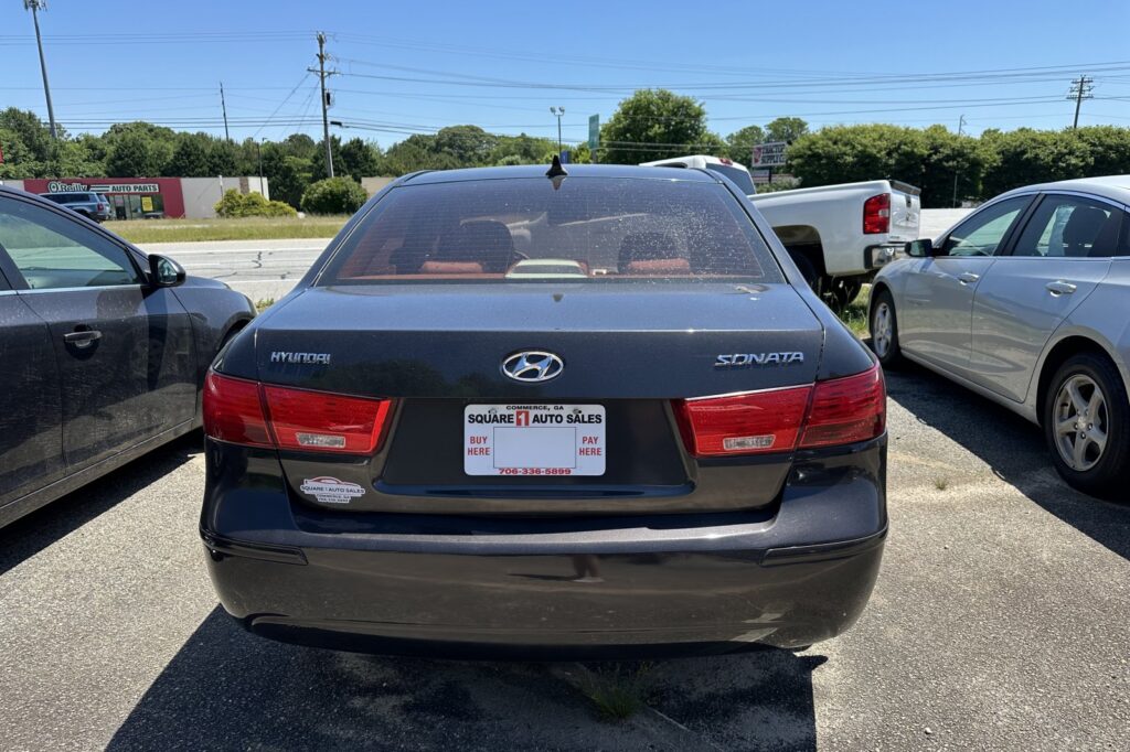 2010 HYUNDAI SONATA