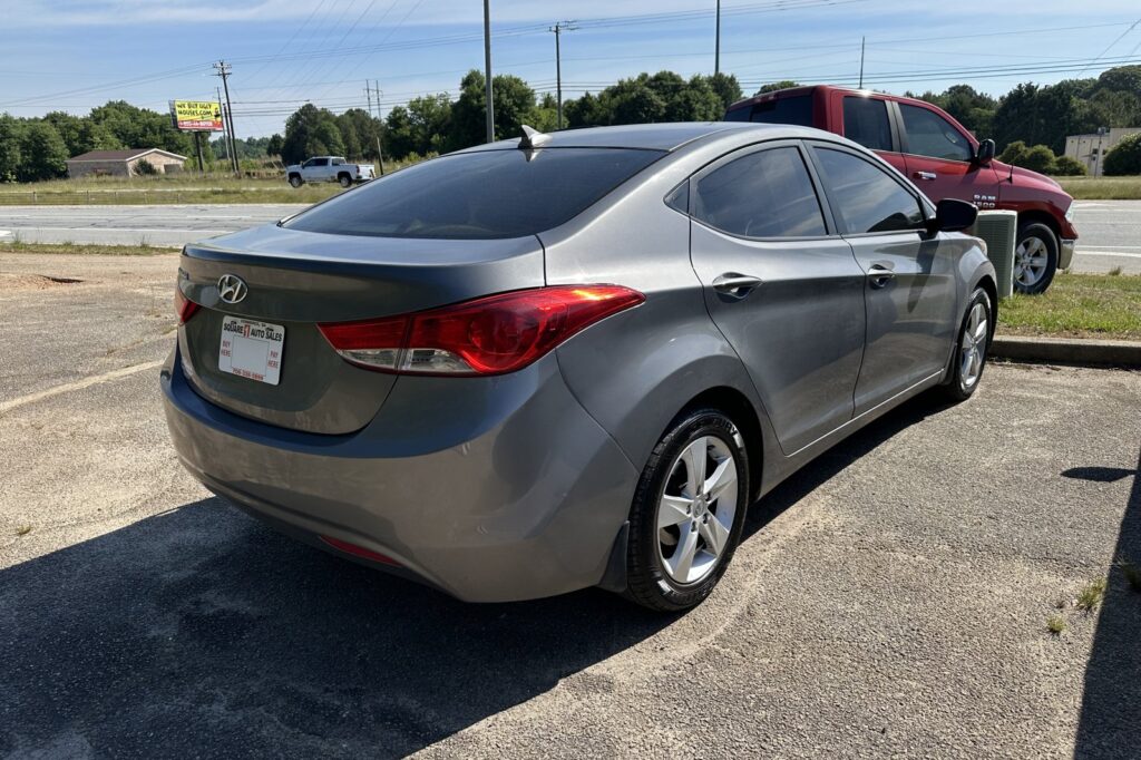 2013 HYUNDAI ELANTRA