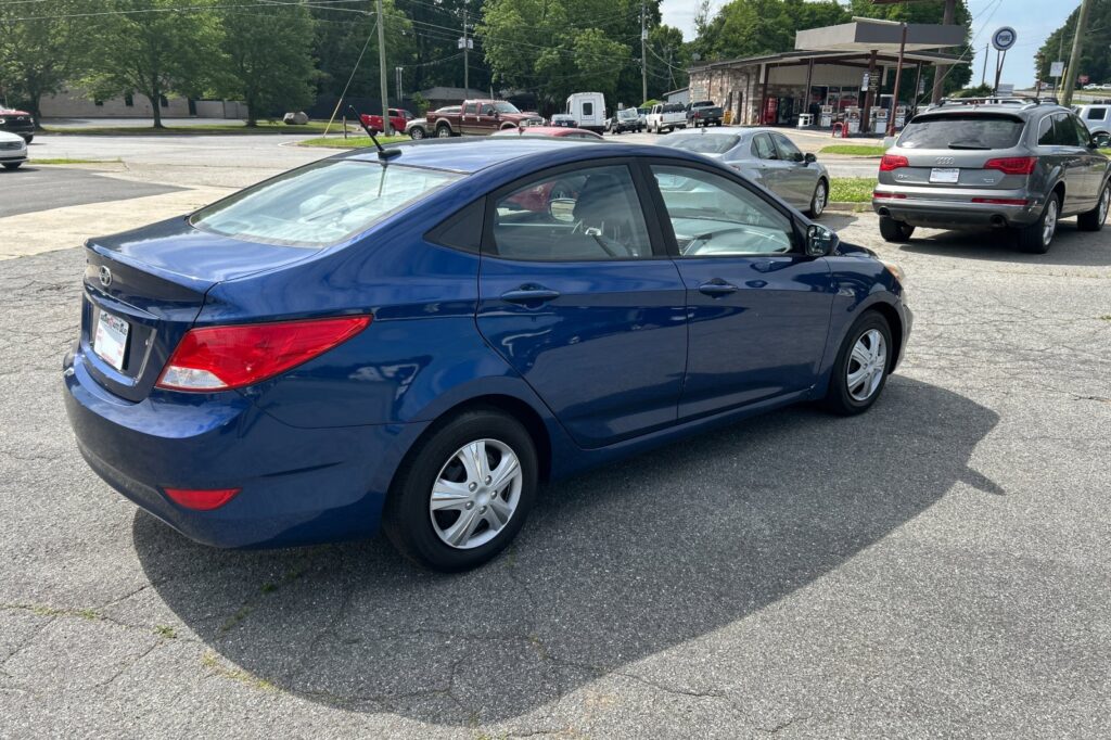 2017 HYUNDAI ACCENT