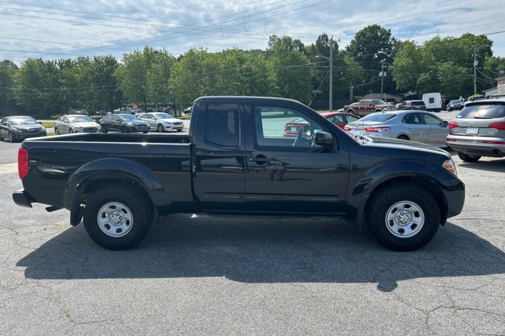 2019 NISSAN FRONTIER