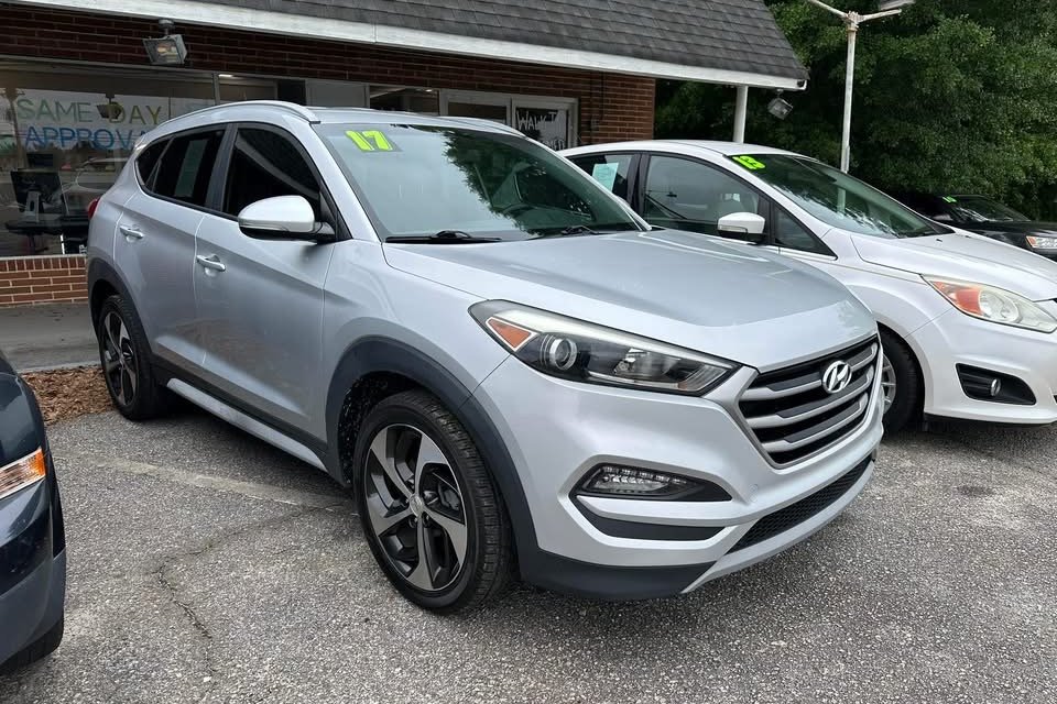 2017 Hyundai Tucson Sport FWD's photo