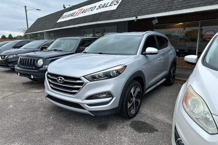 2017 HYUNDAI TUCSON