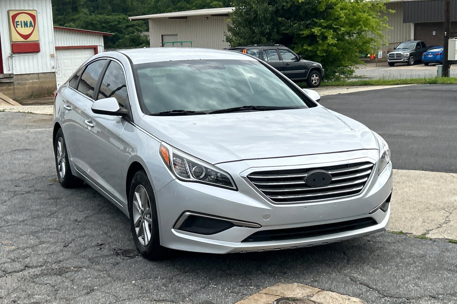 2017 Hyundai Sonata -'s photo