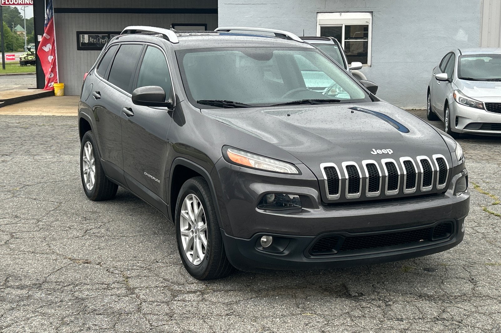 2017 Jeep Cherokee Latitude's photo