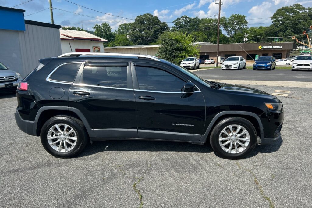 2019 JEEP CHEROKEE LATITUDE; N