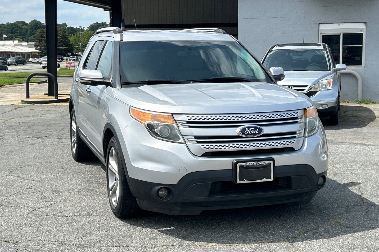 2013 Ford Explorer Limited's photo