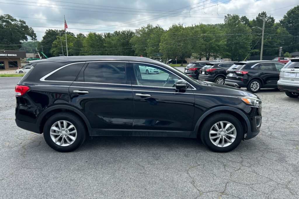 2017 Kia Sorento L