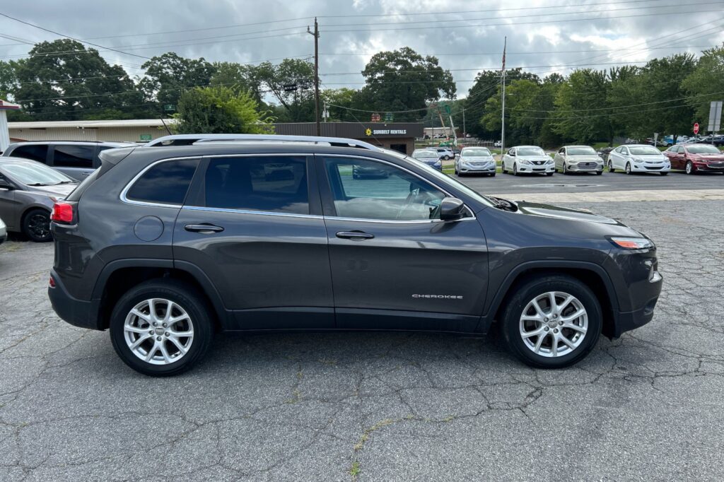 2016 Jeep Cherokee