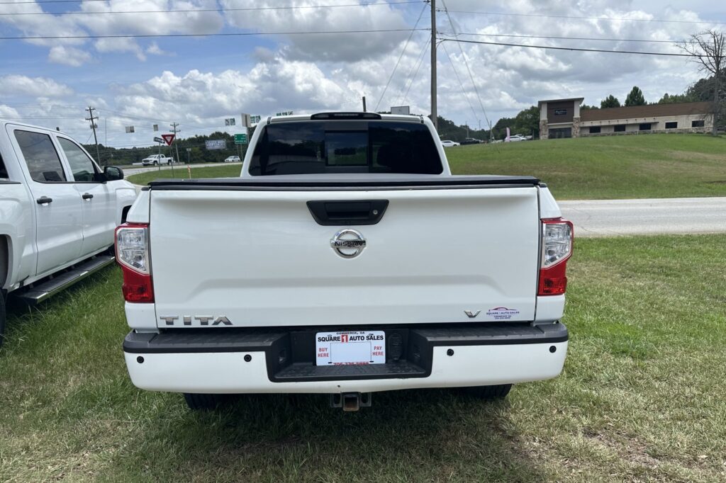 2017 Nissan Titan