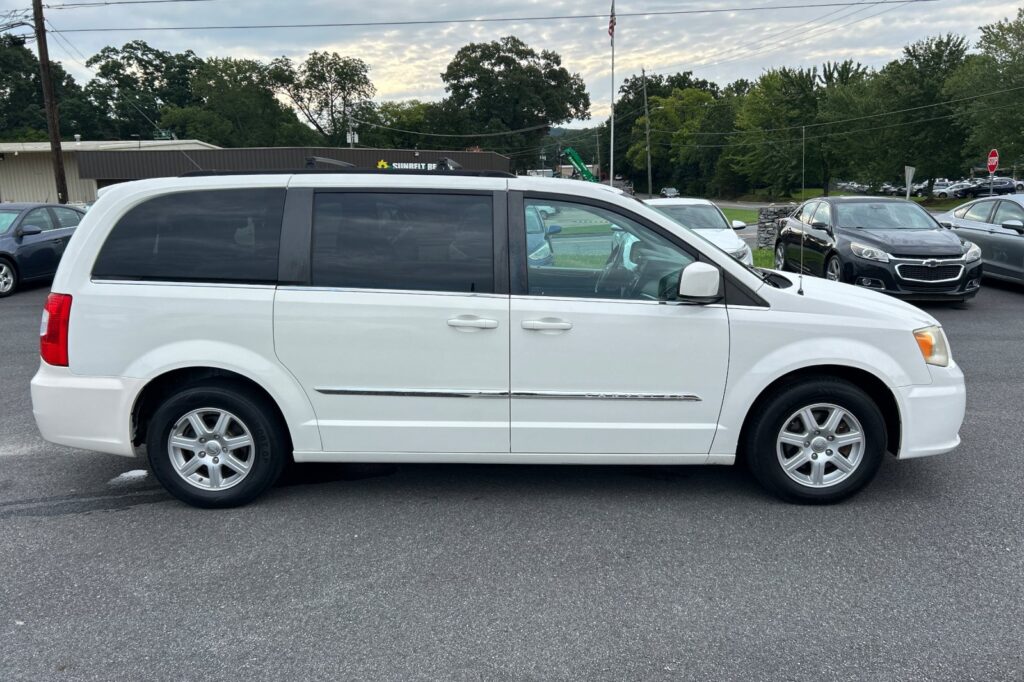 2012 Chrysler Town & Country