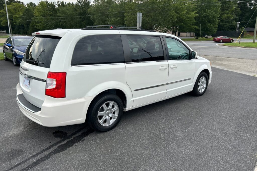 2012 Chrysler Town & Country