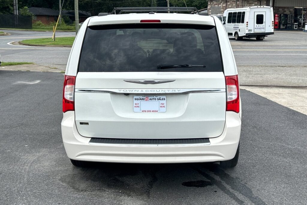 2012 Chrysler Town & Country