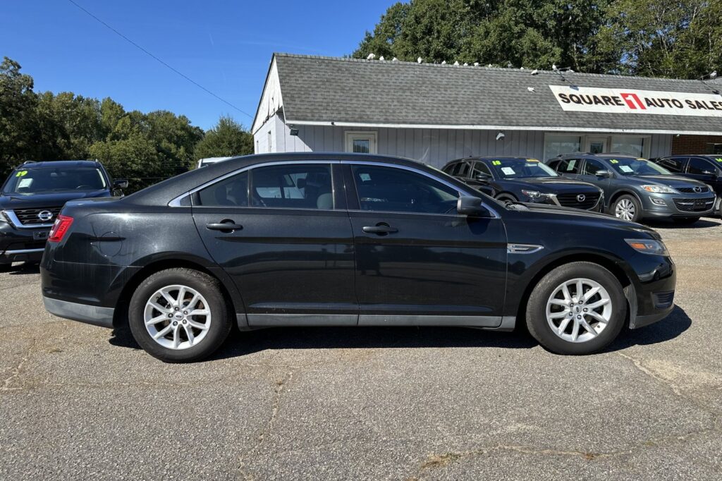 2015 Ford Taurus